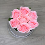 Aranjamente florale - Aranjament floral Glamour Flower cutie rotunda cu 7 trandafiri sapun roz