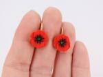 Atellier Wearable Art Cercei maci Red Poppy pe suport din argint sau placat cu aur - Argint placat cu aur