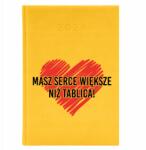 FunnyCase Naptár A5 2026 Sárga Pedagógusnapra Nagyobb a szíved, mint a tábla (Żółty Kalendarz Na 2026 Dla Nauczyciela)