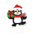 Gift Design Mágnes dekoráció - Pingvin ajándékkal, sapkával, sállal és korcsolyával (CRGDXMASDEC-PF)