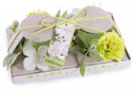 Decorer Set cadou, 2 lumanari parfumate aroma Gardenia, 2 mini coronite 19 x 10, 5 x 7 H (A14.16.56A)