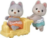 EPOCH Figurine Sylvanian Families-Gemenii Catelusi Husky (SF5638) Figurina