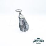 Amnisu Fehér - fekete mozaik mintás csepp alakú swarovski köves bőr kulcstartó H3018