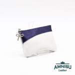 Amnisu Fehér - metál sötétkék ívelt egy cipzáras bőr kulcstartó C3002