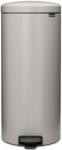 Brabantia NewIcon pedálos hulladékgyűjtő szagmentesen záródó Soft-Close fedél, műanyag tartály, 30L - G méret, acél, hamvasszürke - 254949 (254949)