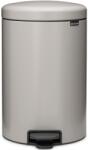 Brabantia NewIcon pedálos hulladékgyűjtő szagmentesen záródó Soft-Close fedél, műanyag tartály, 20L - Y méret, acél, hamvasszürke - 254406 (254406)