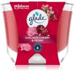 Glade Luscious Cherry & Peony ароматна свещ 204 гр