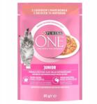 ONE Junior 85g Nedves macskaeledel lazaccal és sárgarépával (7613038224466)