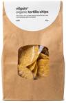 Vilgain Tortilla Chips BIO -⁠ nyílt tűzön sütve, egyszerű összetétel vízzel és egy csipet sóval