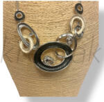  Fekete körös, köves nyaklánc