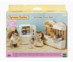 EPOCH Sylvanian Families | Country kitchen with refrigerator 5341