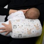 Kidizi Perna de alaptare pentru gravide si bebelusi Kidizi Manson Forest Friends- sustinere ergonomica, materiale certificate (5949551917939)