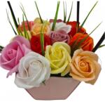  Aranjament floral deosebit 15 trandafiri cutie roz, flori de sapun