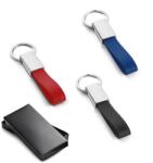  Breloc din metal si piele, disponibil in 3 culori, cutie cadou - Culoare: Albastru