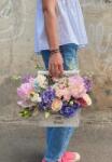 ImodFlowers Coș cu Bujori Roz Pal