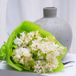 ImodFlowers Buchet cu 9 Zambile Albe