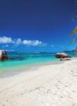 Dovido Öntapadó fotótapéta Anse Source-i strand - 196x270