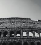 Dovido Öntapadó fotótapéta Colosseum fekete-fehérben - 245x270