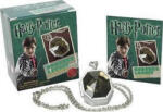 Various Harry Potter Kit Medalion Horcrux și carte de abțibilduri