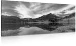 Dovido Tablou lacul sub dealuri în design alb-negru - 60x30