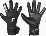 Reusch Kapus kesztyűk Reusch Attrakt Freegel Infinity black