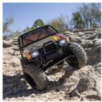 Axial SCX10 III Toyota SR5 1987 4WD RTR червен