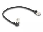 Delock RJ45 мрежов кабел Cat. 6A S/FTP тънък 90 градуса низходящо огъване / прав 0, 25 м черен