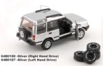 BM Creations Macheta Land Rover Discovery 1 1998 argintiu, scara 1: 64 , BM Creations cu roti off-road suplimentare (64B0186)