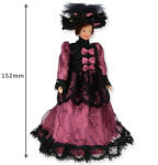 DOLLHOUSE Papusa din portelan scara 1 12 cu rochie bordeaux de epoca, palarie si suport (CC2658) Papusa
