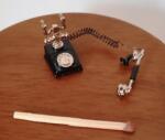 Hobbyplanet Aparat telefon vintage negru cu argintiu - miniatura pentru casuta papusi colectionari (CC73192)