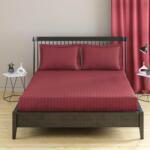 Kotonia Home Husa de pat cu elastic Kotonia Home Deco, 100% bumbac, Damasc Saten, dimensiune dungi 1 cm, Bordo, 180x200+25 cm (004385-180)