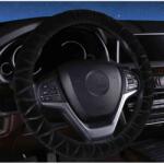 Autolife 2185BK Fekete plüss kormányvédõ, 38 cm (2185BK)
