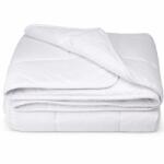 Kotonia Home Pilota matlasata, iarna, 200x220 cm, 300 g/mp, alba, 100% Microfibra, puf siliconizat (002003)