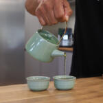 EMC ONSHOP Set Ceainic Ceramic Jade Green cu Maner Metalic si 2 Cesti in stil Oriental, 200 ml, 2 x 50 ml (TeaP-26)