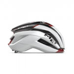 MET Trenta 3K Carbon Mips® UAE Team Emirates-XRG 2026 kerékpáros sisak 52-56 cm (S)