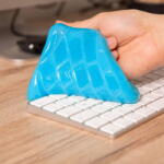 MNC Gel Curatare Bord Auto si Tastatura MNC Slime Curatare Praf 200g Reutilizabil pentru Spatii Inguste Multicolor (GLB_55675B)
