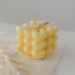 Flippy Lumanare Parfumata Decorativa, Flippy, Model Abstract Cub din Inimioare, Lumanare pentru Diferite Ocazii, 6 x 5.5 cm, Aroma de Musetel, Galben (133982)