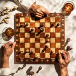 Sunrise Chess & Games Fa Sakk Szenátor 42 cm Ajándék áldozásra és gyereknapra
