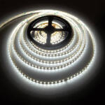CONLIGHT Kültéri Ledszalag Extra fényerő 18W/m Napfény fehér 120LED/méter (CON 782 2436)