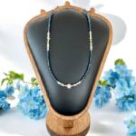 Ezera Colier handmade Indira din jad albastru safir si perle naturale cu argint placat cu aur (CSPNCLAU925)