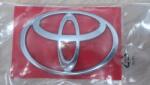 Toyota Yaris Króm Logó Embléma Elől Oe 75331-0D010