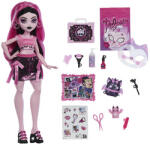 Mattel Îngrijirea monstruoasă Monster High - Draculuara (JHK43) Papusa