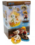One Piece Collectable Monkey D. luffy and Going Merry 8cm Figurina
