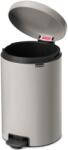 Brabantia NewIcon pedálos hulladékgyűjtő szagmentesen záródó Soft-Close fedél, műanyag tartály, 20L - Y méret, acél, hamvasszürke - 254406 (254406) - pepita