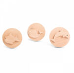 BS Toys Stampile pentru Nisip BS Toys BSGA511 Varsta 2-7 Ani Lemn 3 modele Multicolor (BSGA511)