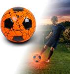 inSPORTline Világító focilabda inSPORTline Lumikick LED lámpával, 5-ös méret, kiváló aerodinamika, 32 darabból varrva, minden típusú felületre alkalmas (31452)