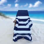 Olima OLV4030 OLIMA „CLASSIC MARINE BEACH VELOUR TOWEL (olv4030mab/wh-90x180) - ajandektargykozpont