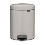 Brabantia Cos de gunoi cu pedală Brabantia NewIcon 1010434, 5 L, Inchidere usoara, Baza antiderapanta, Gri deschis (1010434) Cos de gunoi