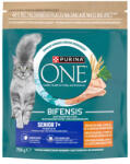 Purina One Senior száraz macskaeledel csirkével (750 g)