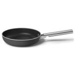 Smeg Tigaie SMEG FPF2002BLM, 1, 5 l, Ø20 cm, Acoperire ceramica antiaderenta, Pana la 250°C, Fara PFAS, Inductie, Negru (FPF2002BLM)